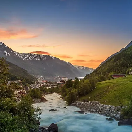 Trolltunga Holiday park Odda